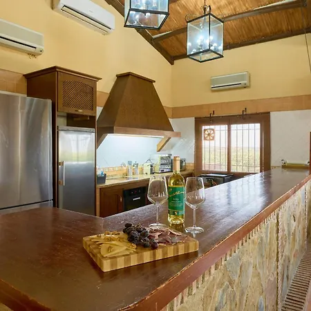 Holiday home La Piscina Y Jardin La Carlota